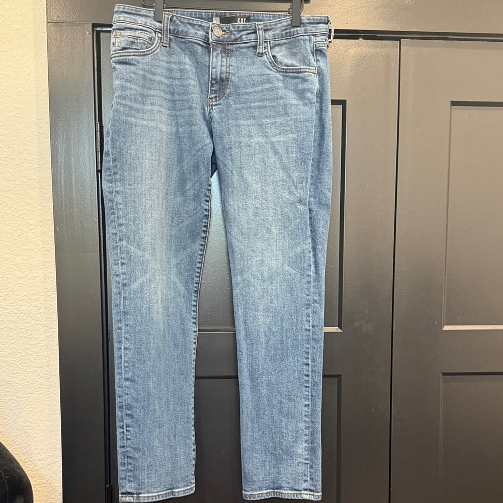 Kut from the Kloth Light Blue Straight Leg Jeans